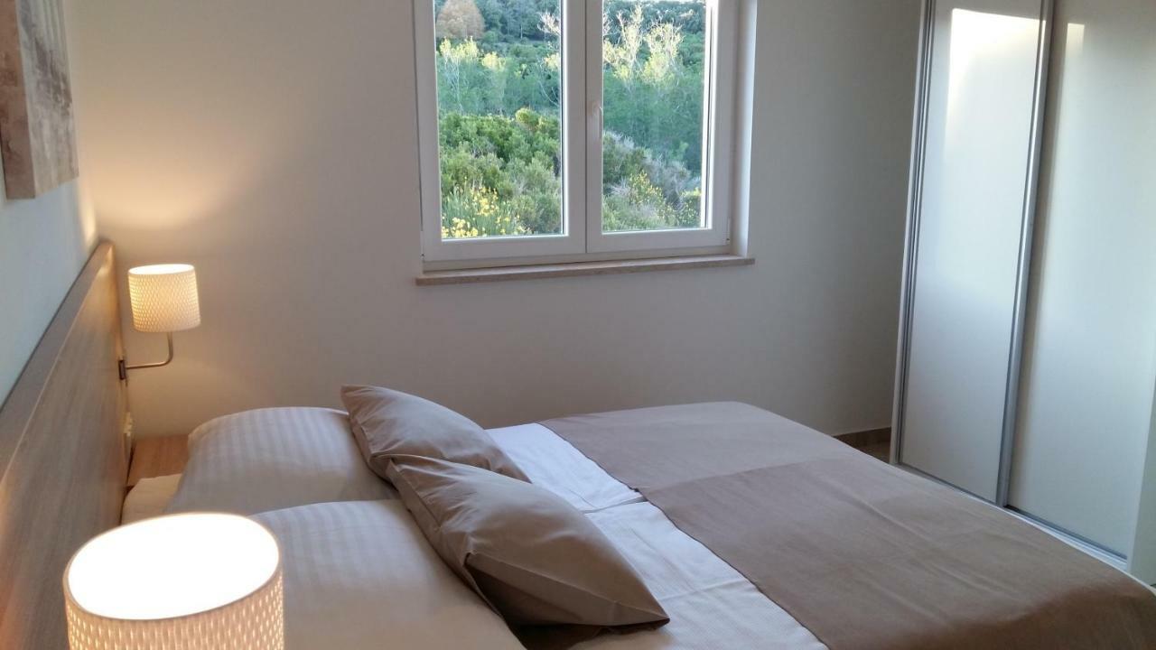 Haus Mit Meerblick Lopar Eksteriør billede